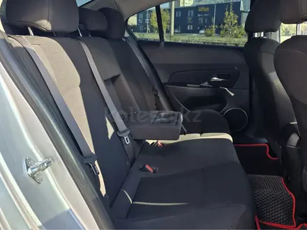 Chevrolet Cruze 2013 года за 3 600 000 тг. в Костанай – фото 14