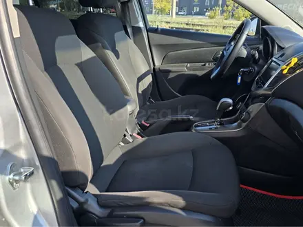 Chevrolet Cruze 2013 года за 3 600 000 тг. в Костанай – фото 13