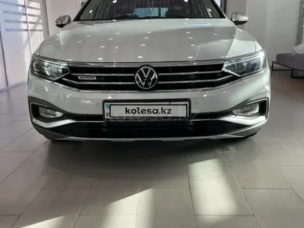 Volkswagen Passat 2022 года за 21 990 000 тг. в Астана – фото 8