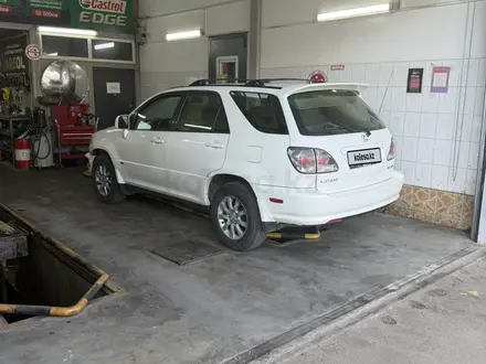 Lexus RX 300 2003 года за 4 500 000 тг. в Алматы – фото 14
