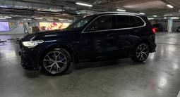 BMW X5 2022 года за 42 000 000 тг. в Алматы – фото 3