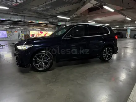 BMW X5 2022 года за 42 000 000 тг. в Алматы – фото 3