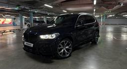 BMW X5 2022 года за 42 000 000 тг. в Алматы
