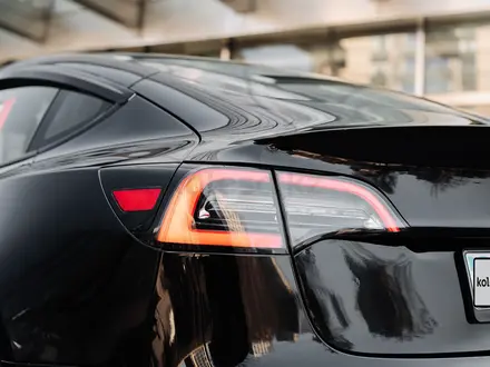 Tesla Model 3 2019 года за 10 000 000 тг. в Алматы – фото 13