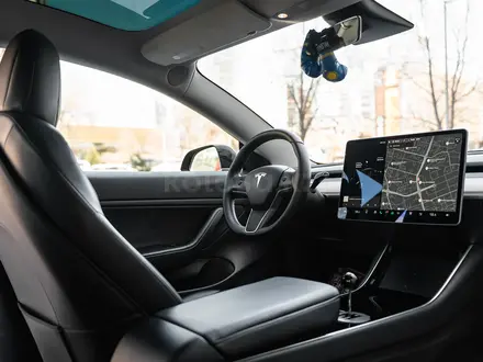 Tesla Model 3 2019 года за 10 000 000 тг. в Алматы – фото 26