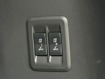 Toyota Land Cruiser Prado 2024 года за 40 500 000 тг. в Актобе – фото 23