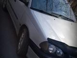 Toyota Avensis 1999 годаүшін2 500 000 тг. в Павлодар