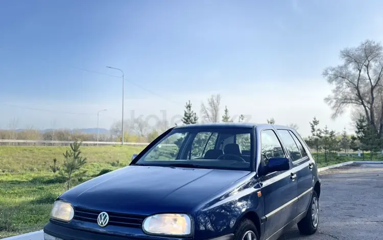 Volkswagen Golf 1993 годаүшін1 250 000 тг. в Талдыкорган