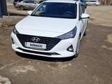 Hyundai Accent 2021 года за 8 100 000 тг. в Актобе