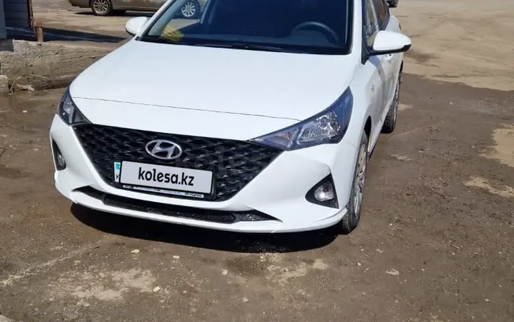 Hyundai Accent 2021 года за 8 100 000 тг. в Актобе