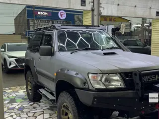 Nissan Patrol, 1998