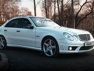 Mercedes-Benz E 63 AMG