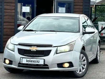 Chevrolet Cruze 2012 года за 4 000 000 тг. в Караганда – фото 2