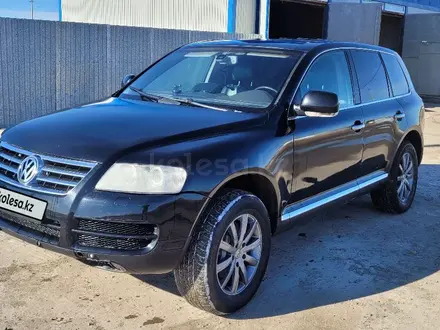 Volkswagen Touareg 2004 года за 4 500 000 тг. в Уральск – фото 8