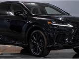 Lexus RX 500h 2023 годаүшін42 000 000 тг. в Астана – фото 2