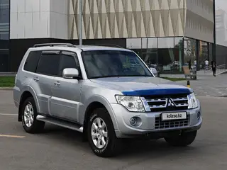 Mitsubishi Pajero, 2011