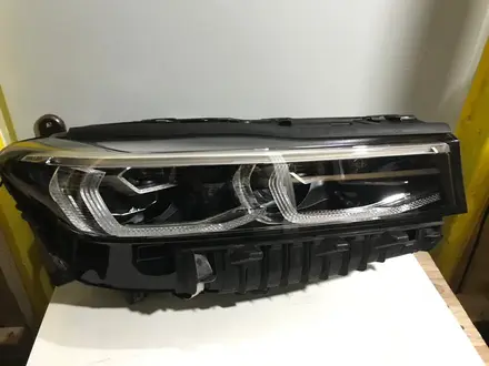 Фара правая bmw g12 led рестайлинг за 250 000 тг. в Астана