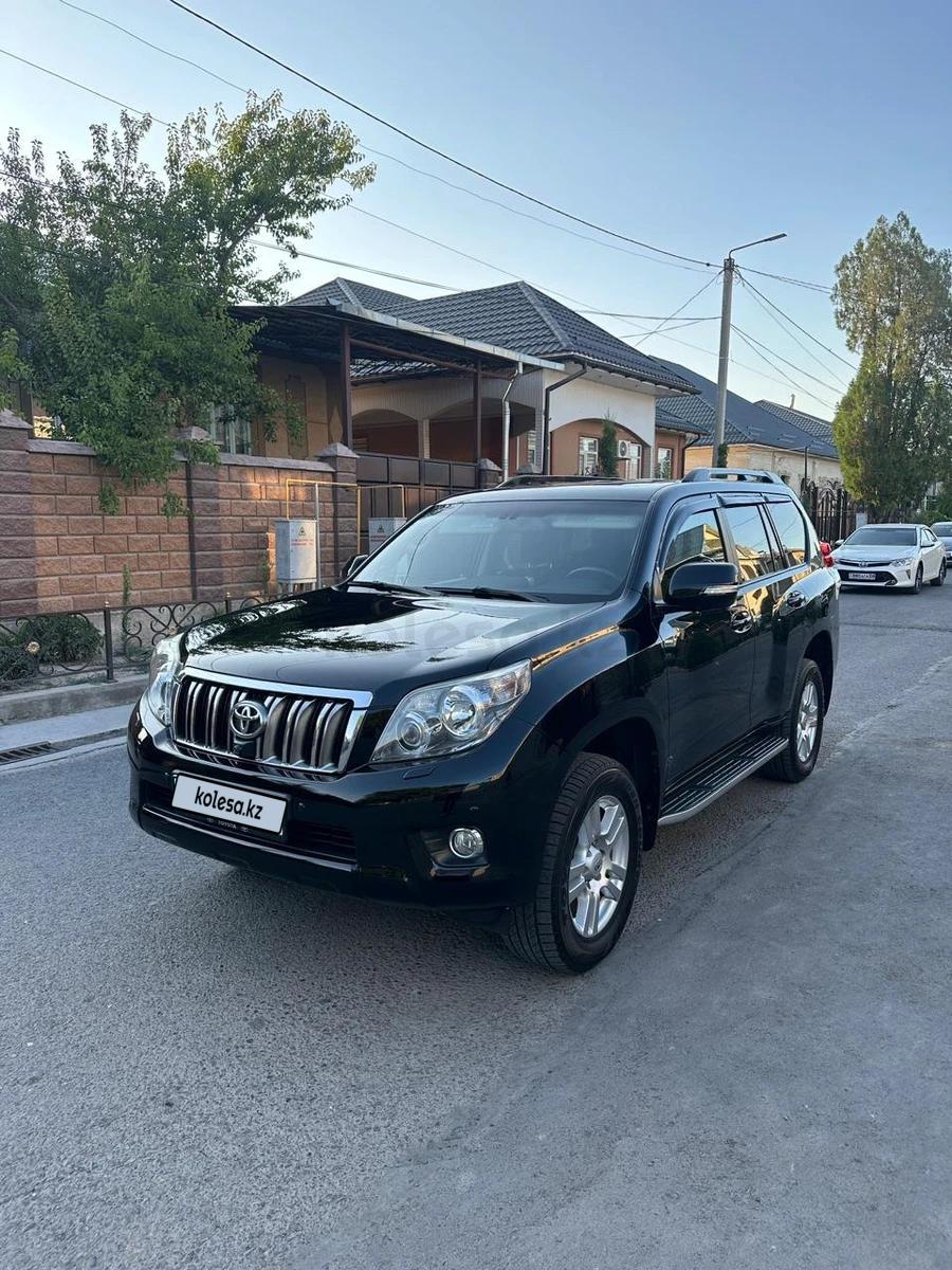 Toyota Land Cruiser Prado 2010 г.