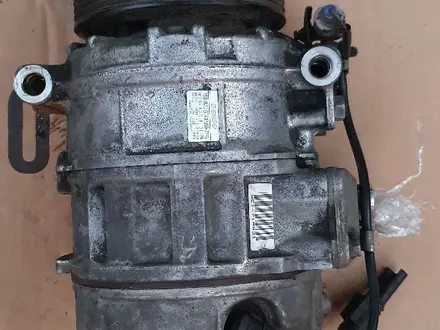 Компресор бу кондиционера бмв Х5 е70 мотор n63 s63 за 110 000 тг. в Алматы