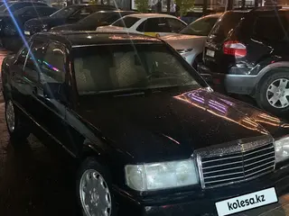 Mercedes-Benz 190