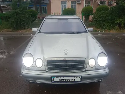 Mercedes-Benz E 280 1996 года за 3 750 000 тг. в Кызылорда – фото 20