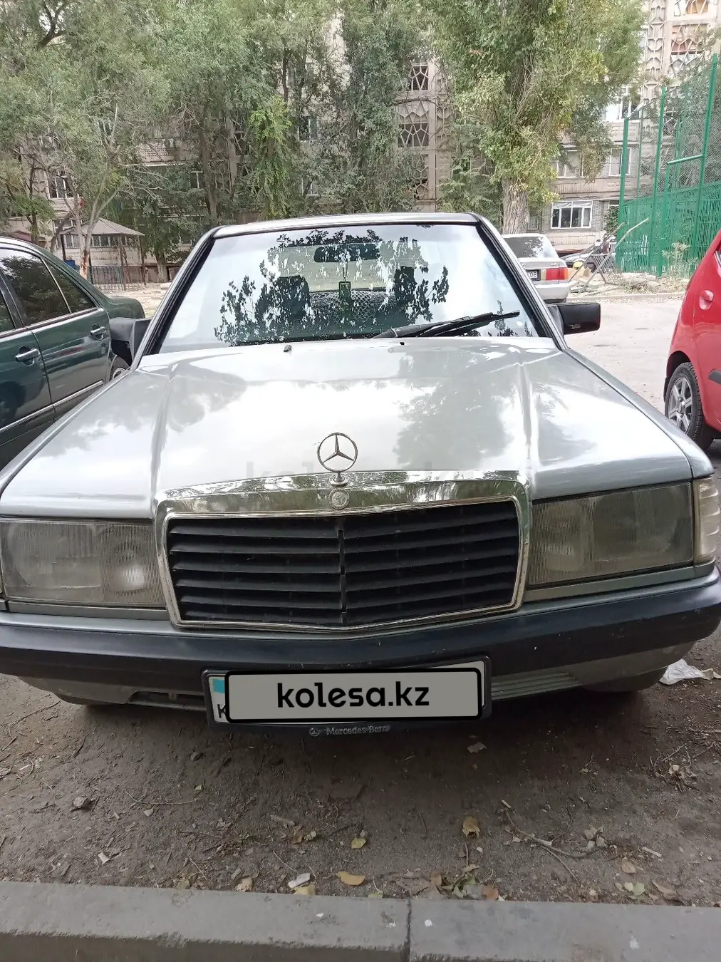 Mercedes-Benz 190, 1992