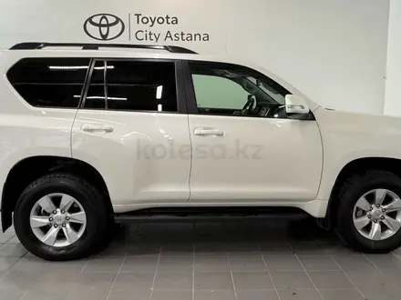 Toyota Land Cruiser Prado Comfort+ 2018 года за 20 900 000 тг. в Астана – фото 19