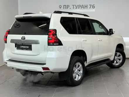 Toyota Land Cruiser Prado Comfort+ 2018 года за 20 900 000 тг. в Астана – фото 20
