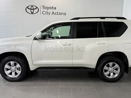 Toyota Land Cruiser Prado Comfort+ 2018 года за 20 900 000 тг. в Астана – фото 3