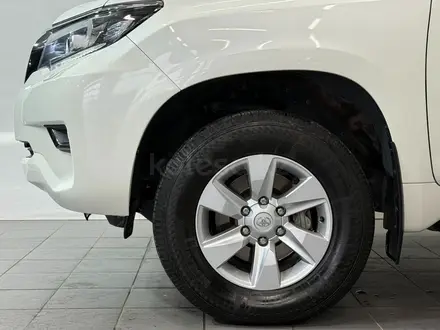 Toyota Land Cruiser Prado Comfort+ 2018 года за 20 900 000 тг. в Астана – фото 18