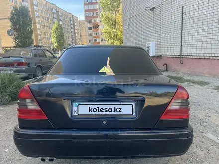 Mercedes-Benz C 230 1995 года за 1 680 000 тг. в Актобе – фото 4