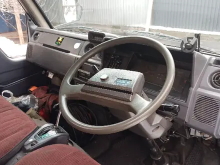 Toyota  HiAce 1994 года за 4 200 000 тг. в Алматы – фото 2
