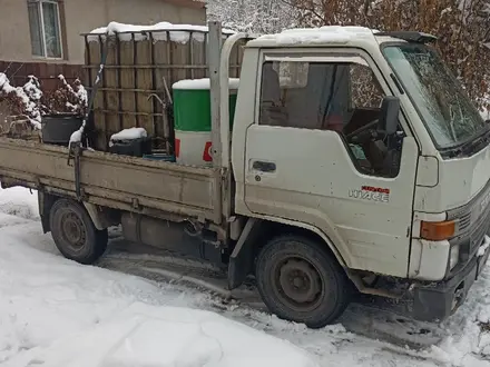 Toyota  HiAce 1994 года за 4 200 000 тг. в Алматы – фото 3