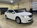 Toyota Camry 2013 годаүшін10 000 000 тг. в Шымкент – фото 2