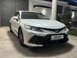 Toyota Camry 2024 года за 17 700 000 тг. в Туркестан – фото 2