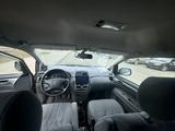 Toyota Avensis Verso 2003 годаfor6 000 000 тг. в Актобе – фото 5
