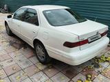 Toyota Camry 2000 годаүшін2 500 000 тг. в Алматы – фото 3