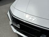 Hyundai Elantra 2024 года за 8 990 000 тг. в Шымкент – фото 3
