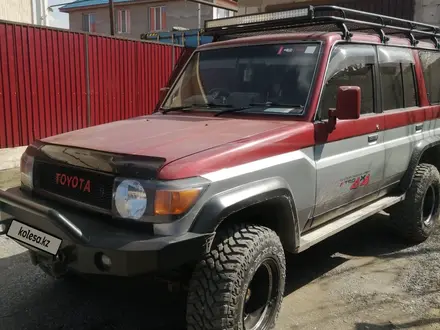 Toyota Land Cruiser Prado 1993 года за 9 500 000 тг. в Алматы – фото 4