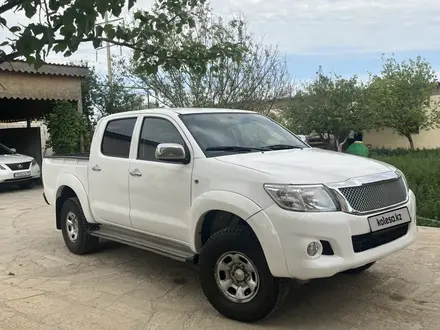 Toyota Hilux 2013 годаүшін10 500 000 тг. в Жанаозен