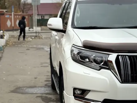 Toyota Land Cruiser Prado 2020 года за 23 500 000 тг. в Актобе – фото 2