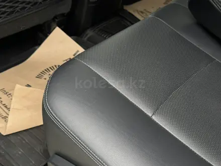 Toyota Land Cruiser Prado 2020 года за 23 500 000 тг. в Актобе – фото 26
