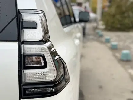Toyota Land Cruiser Prado 2020 года за 23 500 000 тг. в Актобе – фото 6