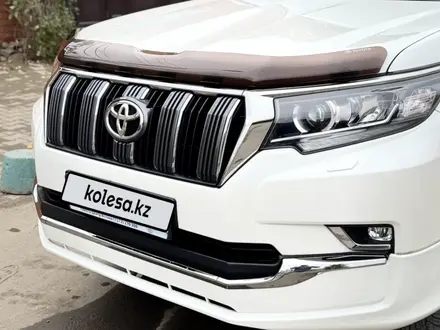 Toyota Land Cruiser Prado 2020 года за 23 500 000 тг. в Актобе – фото 5