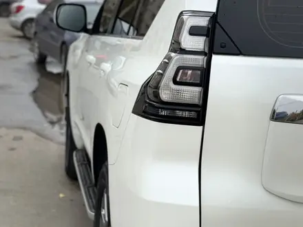Toyota Land Cruiser Prado 2020 года за 23 500 000 тг. в Актобе – фото 9