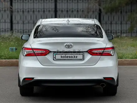 Toyota Camry 2022 года за 16 300 000 тг. в Усть-Каменогорск – фото 3