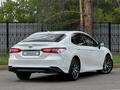 Toyota Camry 2022 годаүшін16 300 000 тг. в Усть-Каменогорск – фото 16