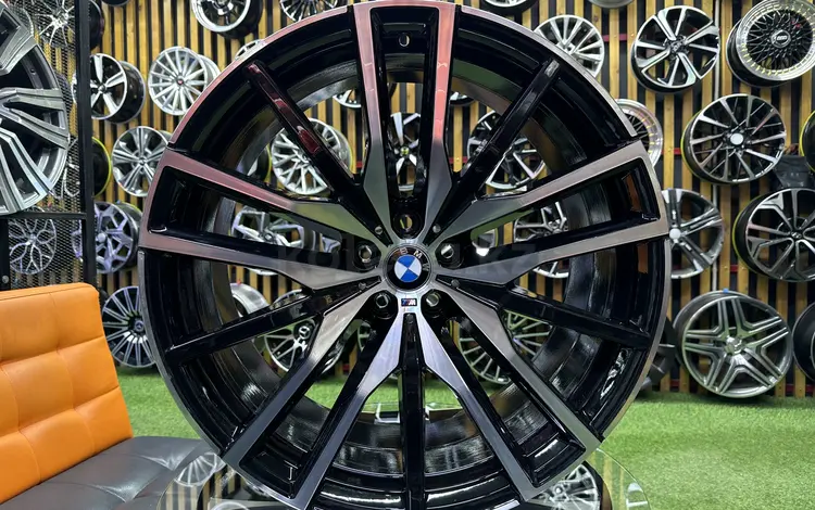 Диски BMW x7 Original R-22*5*112 j 9.5-10.5 в наличии Astana за 888 000 тг. в Астана