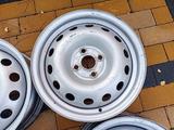 Оригинальные металлические диски на автомашину Kia Rio (R15 4*100 за 50 000 тг. в Астана – фото 4