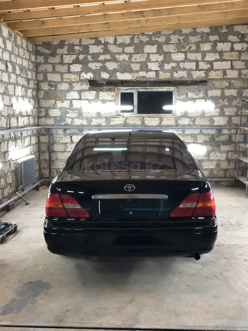 Toyota Celsior, 2000